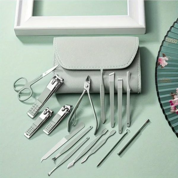 16pcs Professional Manicure & Pedicure Set – Nail Clippers, Cuticle Nippers & Grooming Tools With Travel Case (random Color)